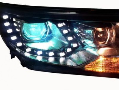 Би-ксеноновая LED фара для Volkswagen Tiguan 2011